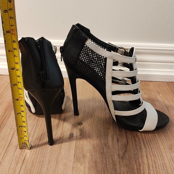Black and White Mesh High Heels - Sz 8.5 - Picture 8 of 8